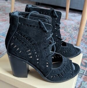 Yoki Nanno 12 Black Suede Lace Up Open Toe Block Heel Booties